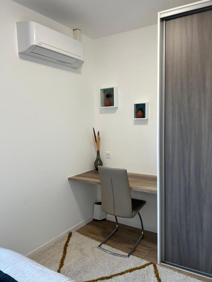 Charmant Appartement T2 Cosy Climatise บรีฟ-ลา-เกยยาร์ด ภายนอก รูปภาพ